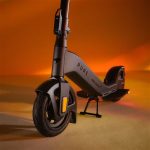 Trottinette électrique Pure Electric x McLaren 500 W Special Edition Noir – Image 9